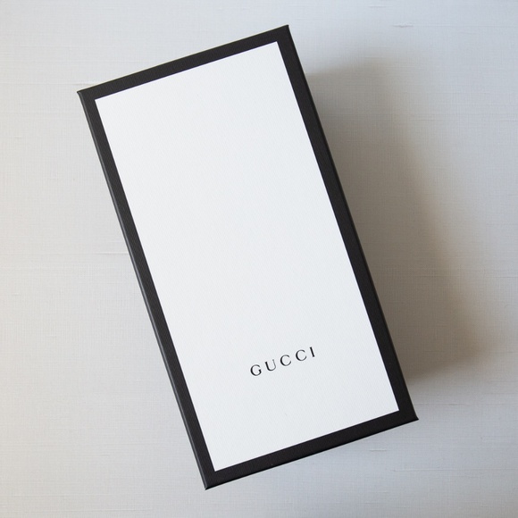 GUCCI Marmont Thong Sandals - Black with Gold Hardware, Size 38/ US 8, NIB - Picture 9 of 14